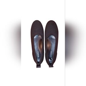 Van Eli Women's Black Slip-On Shoes Size 8 1/2 Nwt